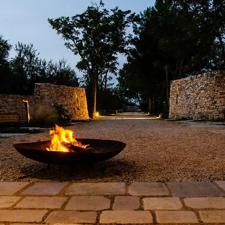 Bed & Breakfast Masseria Torrechiara Eco Dimora Di Charme *